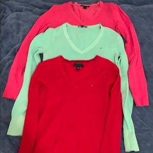 Tommy Hilfiger sweaters (3). Size XS.